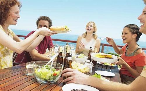 莱州娱乐吃瓜过年